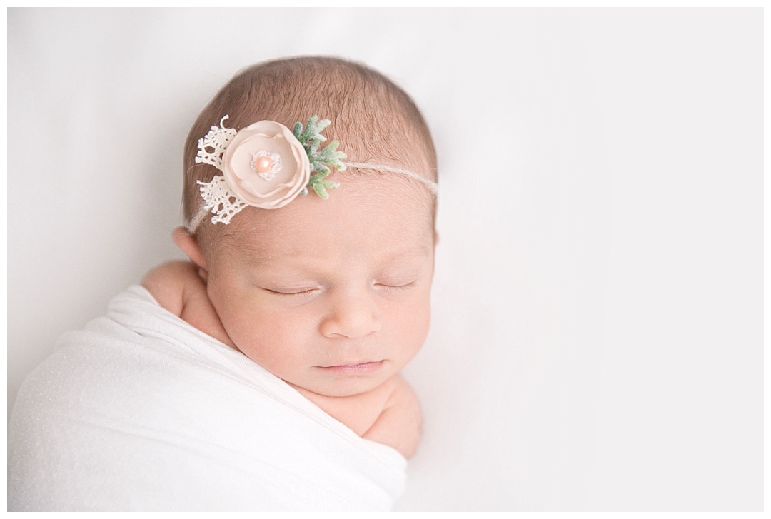 newborn baby poses | best newborn photographer in miami fl