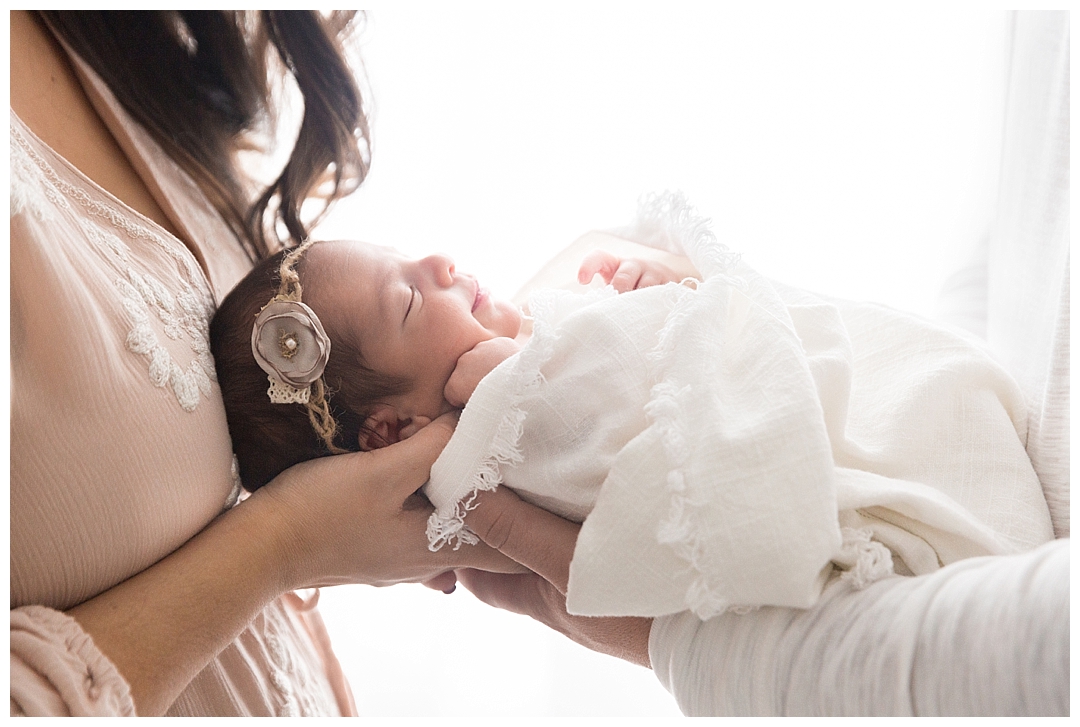 newborn posing | newborn photographer in miami fl
