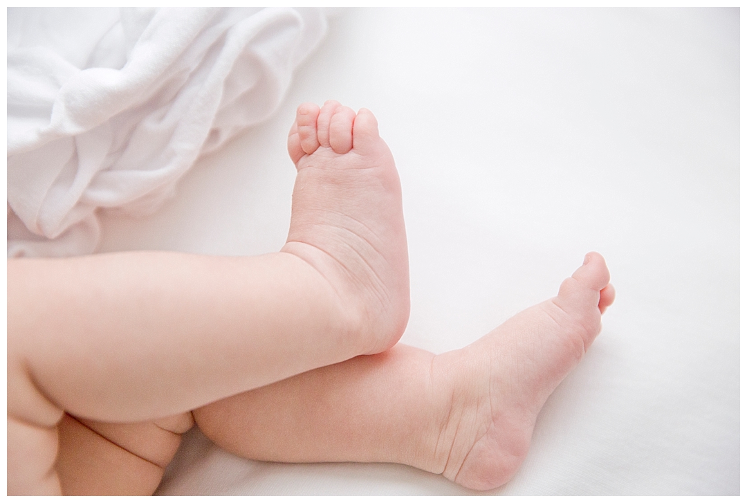 baby toes | newborn photographer in miami, fl