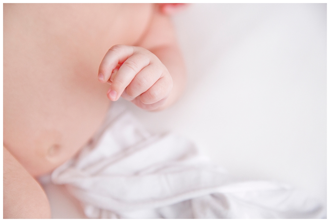 newborn details | baby hands | miami newborn photography