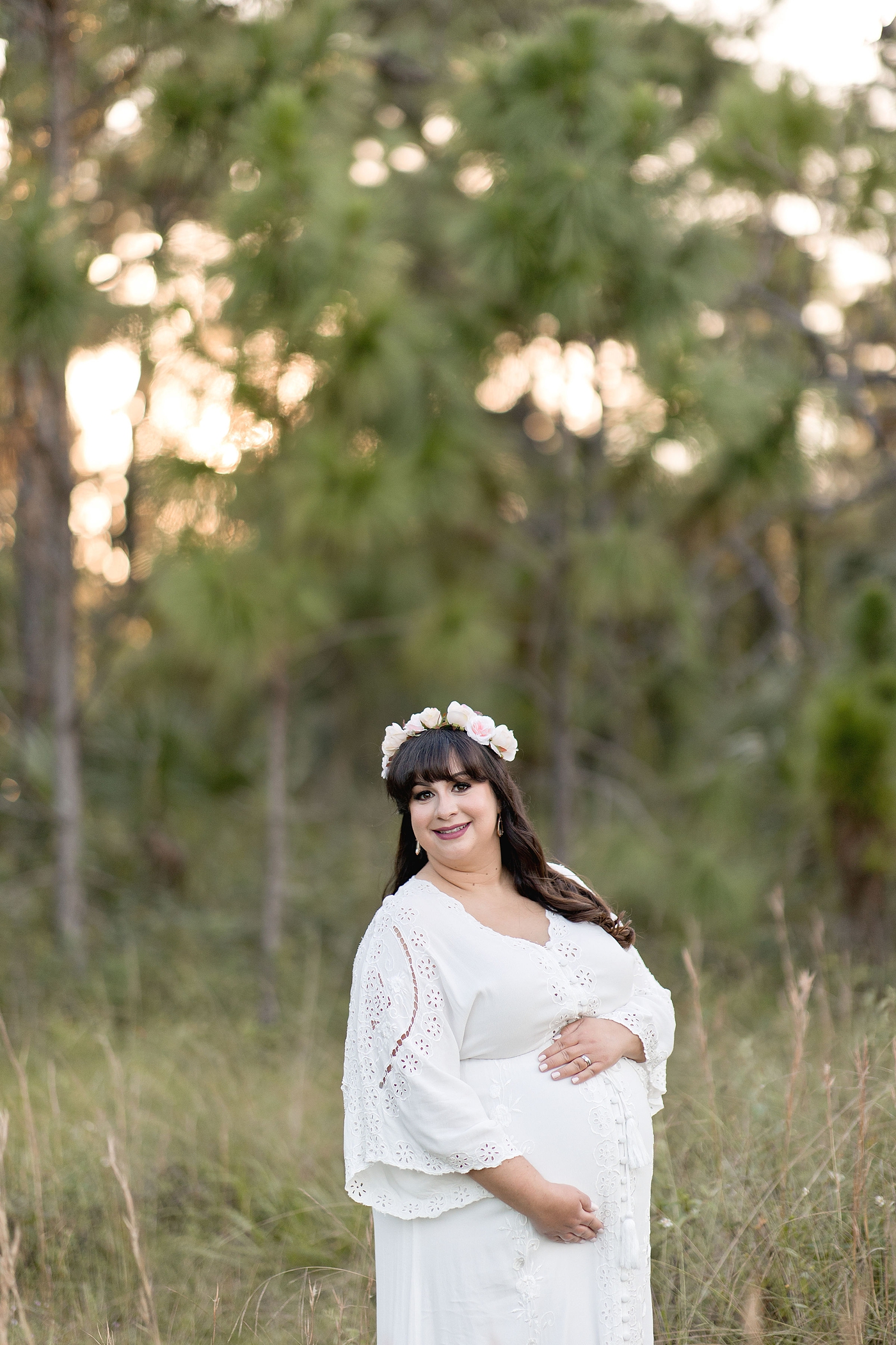 Plus Size Maternity Photoshoot Mother nature inspired maternity session by South Florida Maternity Photographer Ivanna Vidal Photography.